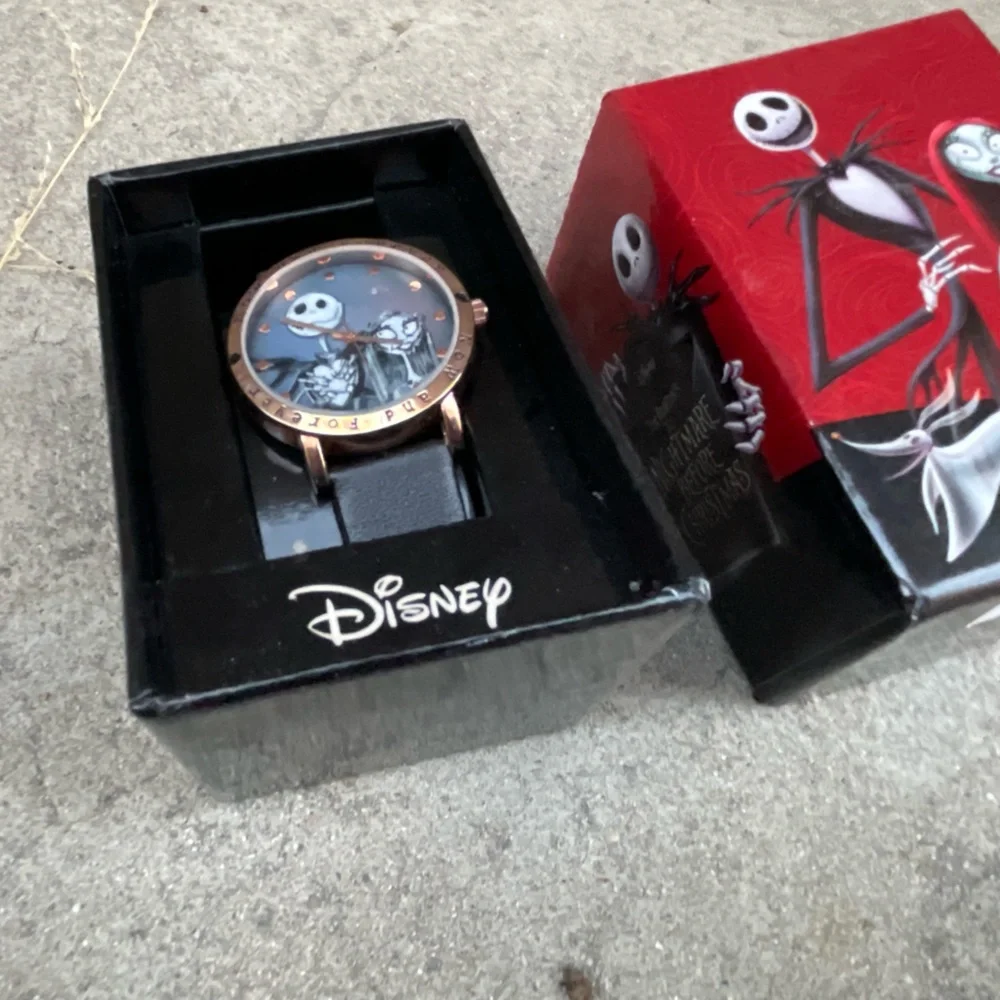 Nightmare Beofre Christmas Watch Jack + Sally Forever - Picture 3 of 7